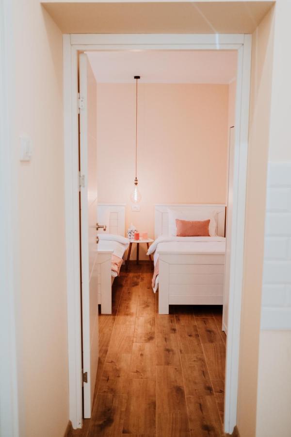 Apartman Cute&Cosy Lux Sombor Esterno foto